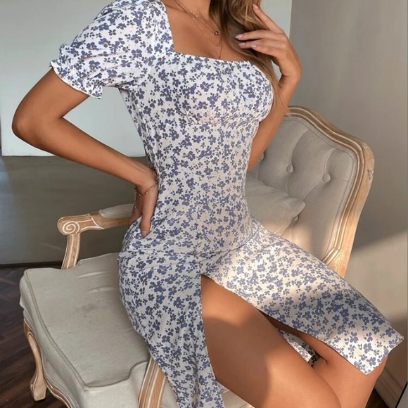 White and blue SHEIN sundress - Picture 3 of 4